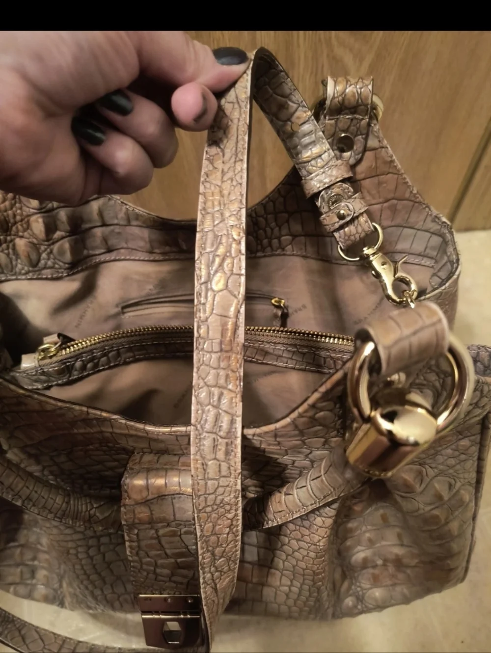 Brahmin Melbourne Crocodile Embossed Leather Hobo Bag Toasted Ombre EUC